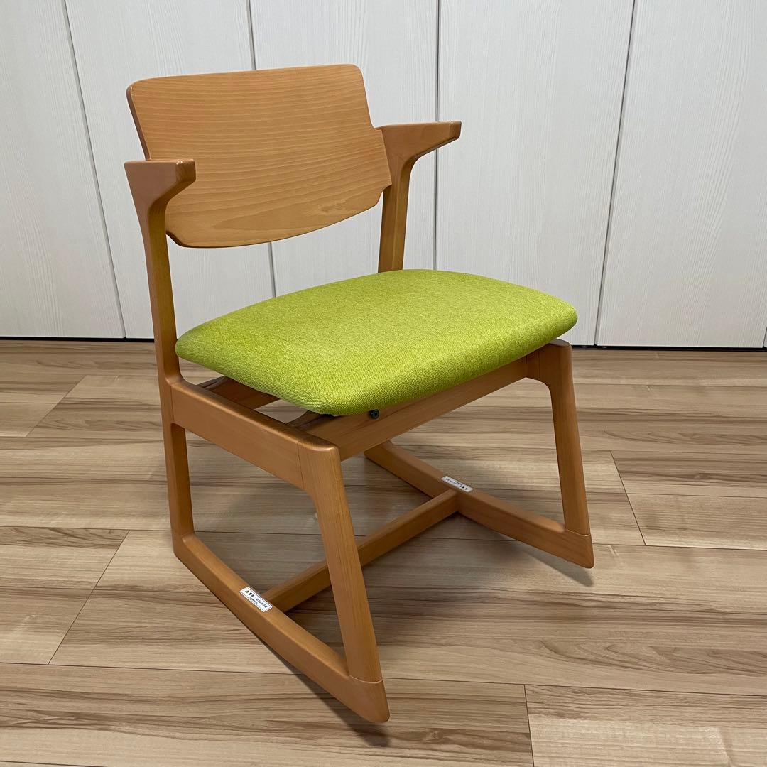 オカムラ マルチパーパスチェア ルサック