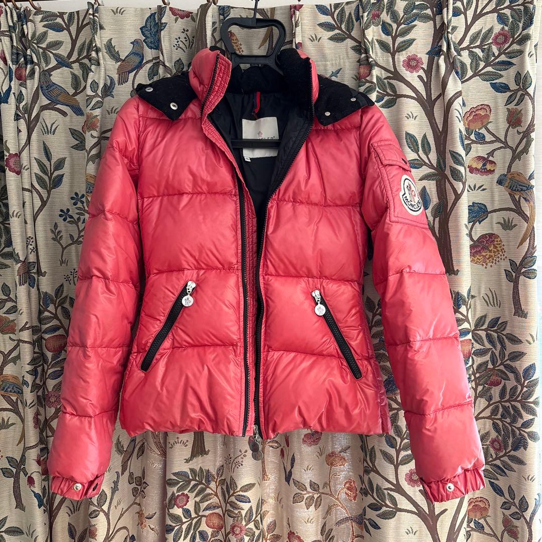 【るい】MONCLER ピンク ダウンジャケット　BAD