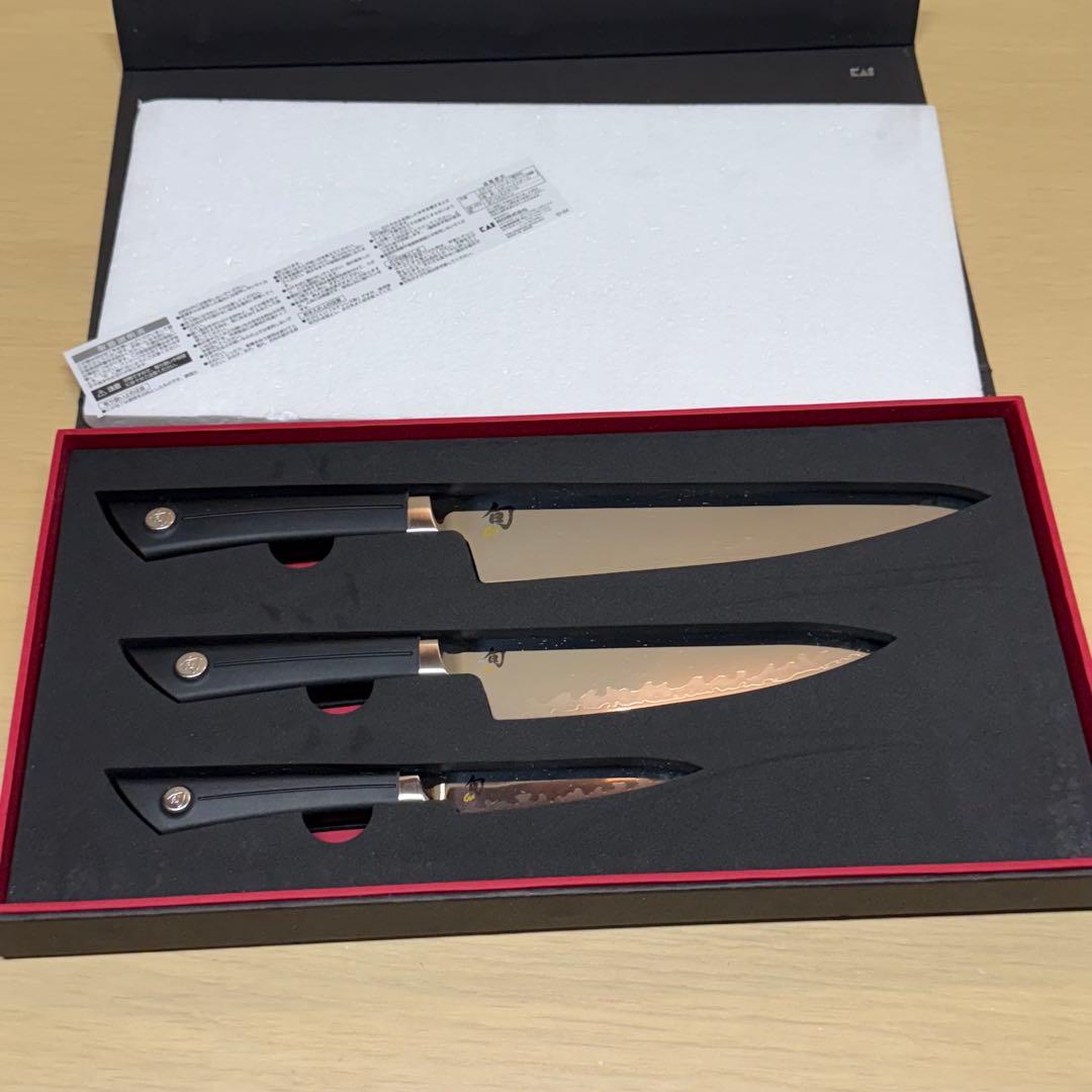 【未使用品】包丁３本セット・貝印　旬　Sora