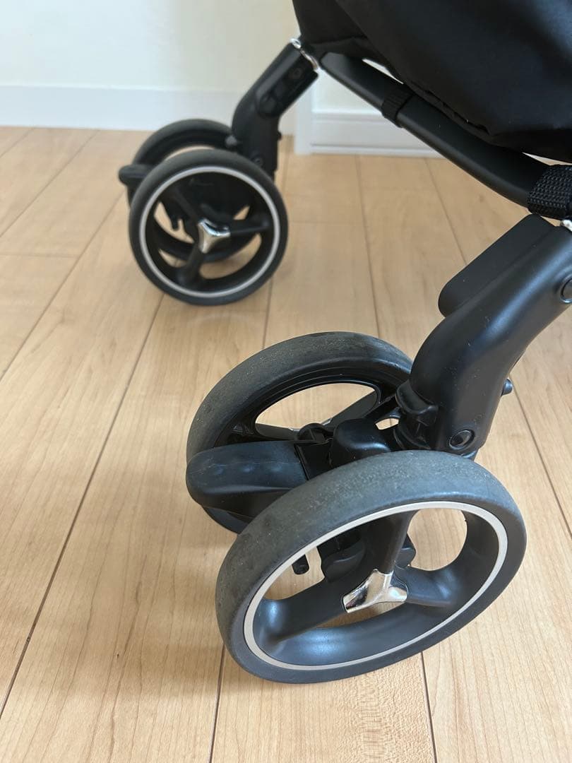 mmmAprica アップリカ ラクーナビッテクッション アカチャンホンポ