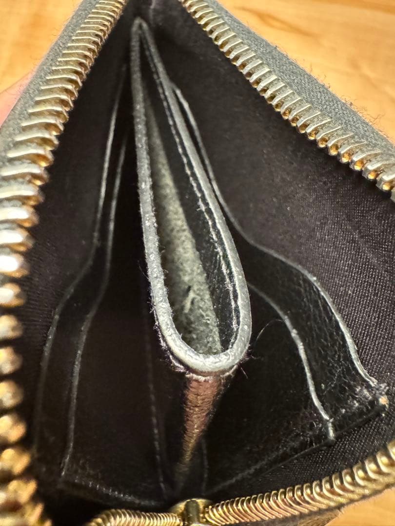 【期間限定最終値下げ】イルビゾンテ コンパクトウォレット 黒レザー