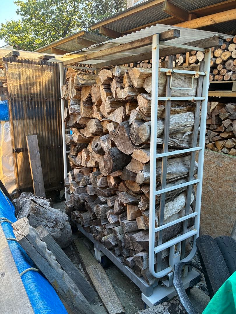 屋根付き薪ラック 大型 金属製　屋根付き
