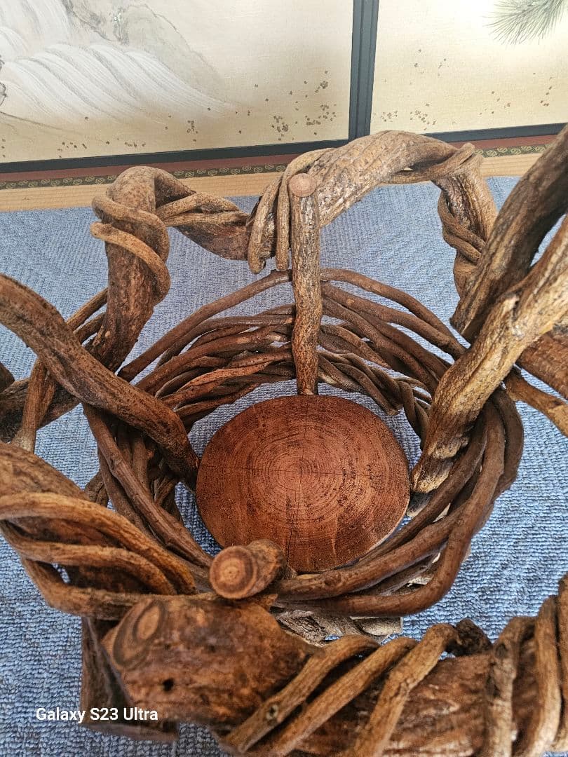 特大　ナチュラルブラウン編み込みカゴ　ツル編み