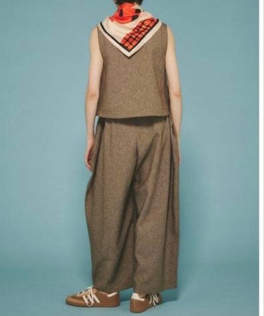 ヘリドットサイ メニータックパンツ(値札付き)