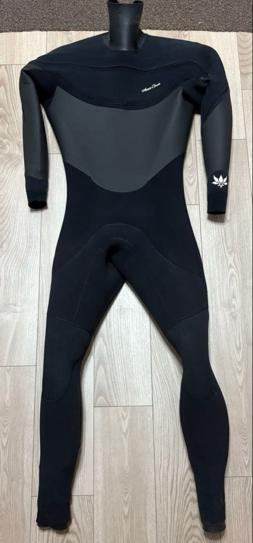 アックスクラシック　ウェットスーツ　5ミリセミドライ