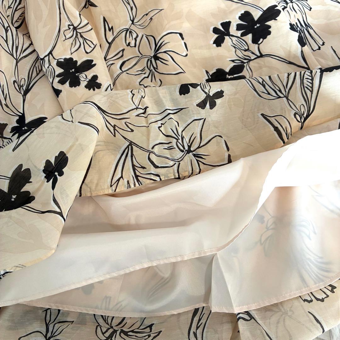 未使用✨BALLSEY ボールジー フラワープリント スカート トゥモローランド