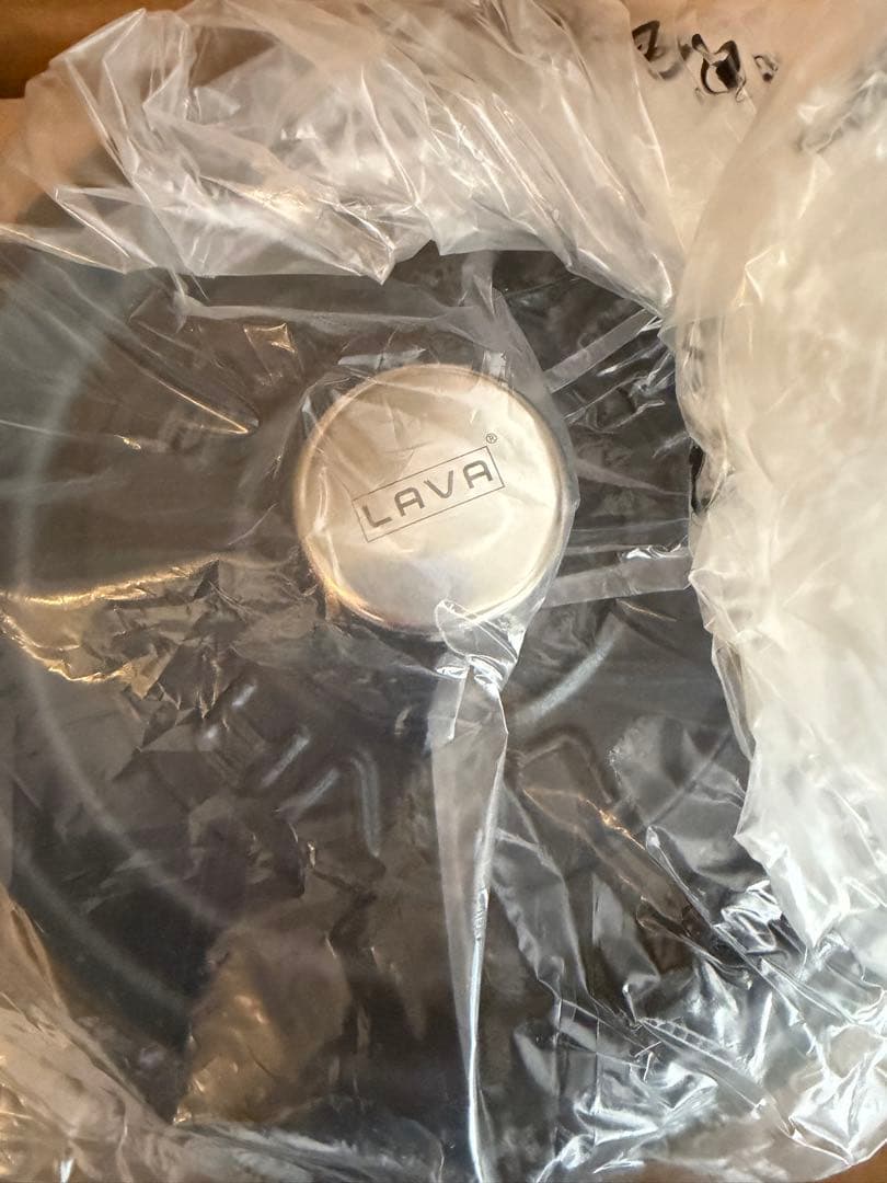 ラヴァ LAVA ラウンドキャセロール　20センチ2.8リットルマットブラック