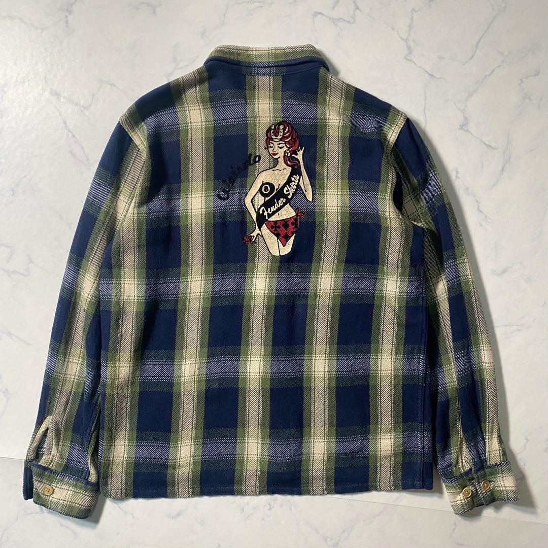 【美品】ウィアード　ネルシャツ　チェック柄　刺繍　大きいサイズ　長袖シャツ　L