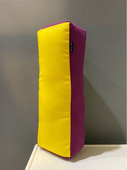 新品 HOTEL SLY アルファベット クッション 枕 立体文字 生地 美品