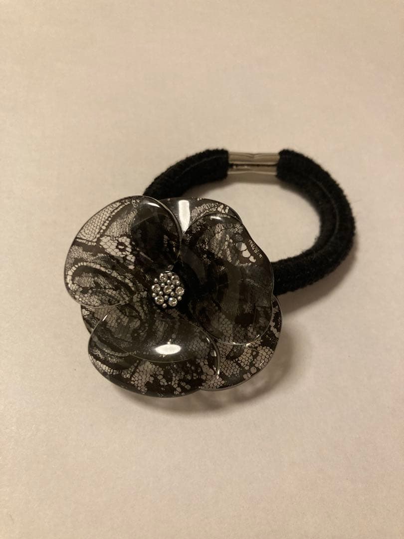 ♡ALEXANDRE DE PARIS ♡ カメリア　レース柄　ヘアゴム