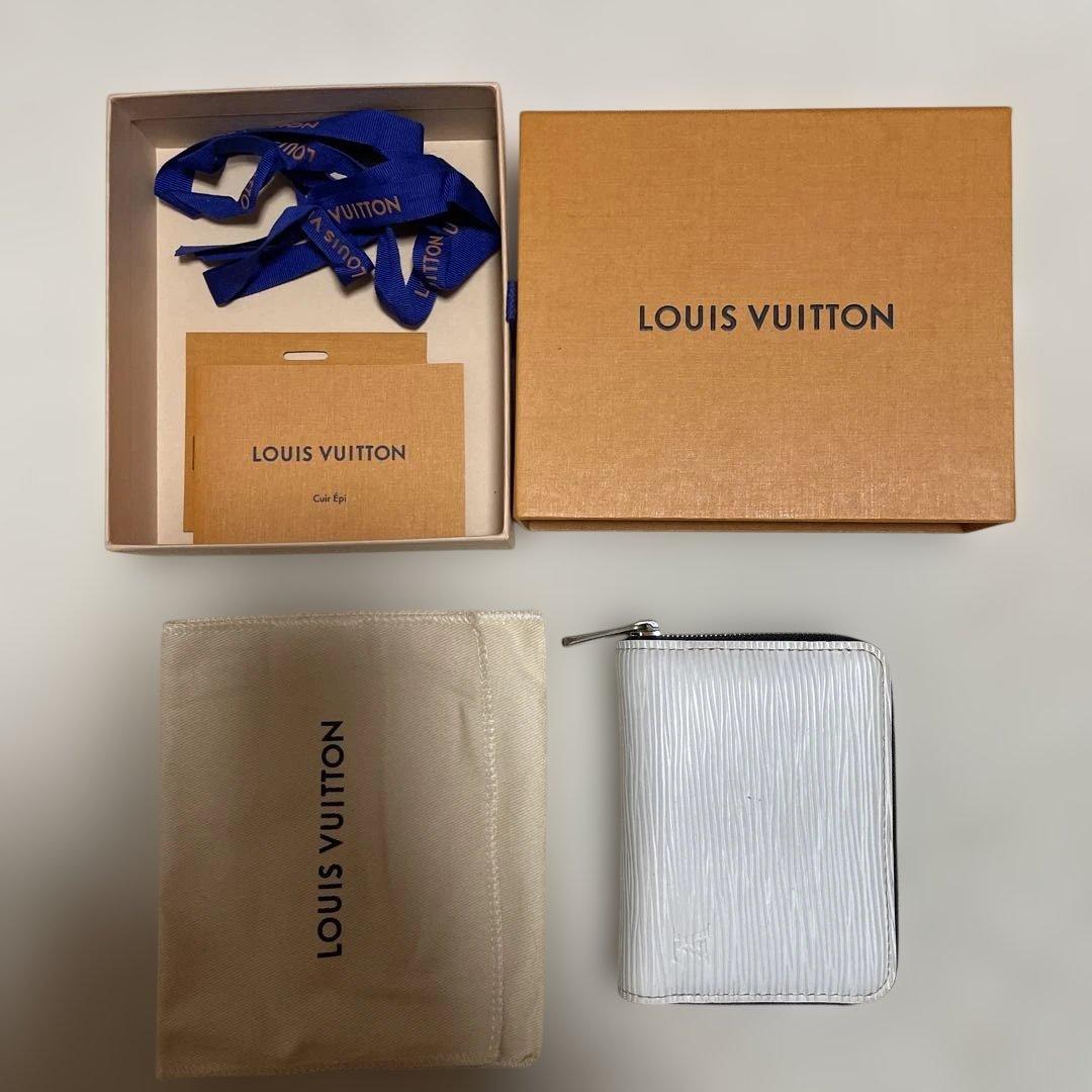 LOUIS VUITTON エピ ジッピーパース