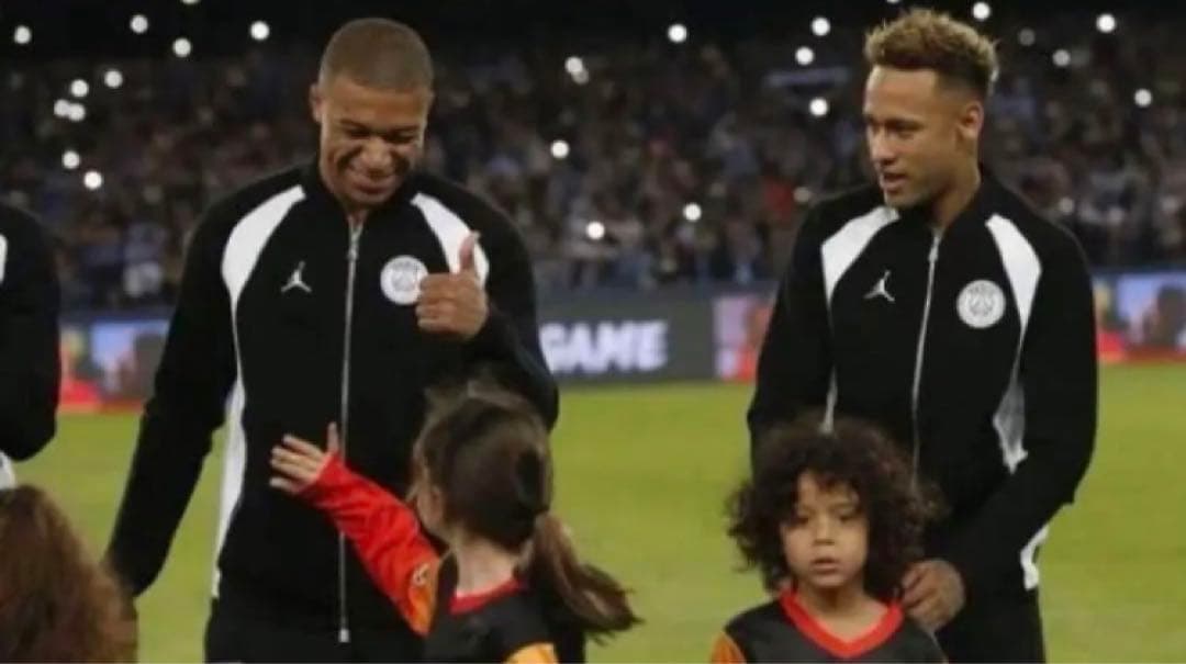 PSG パリサンジェルマンCLジョーダン フライトニットジャケット Jordan