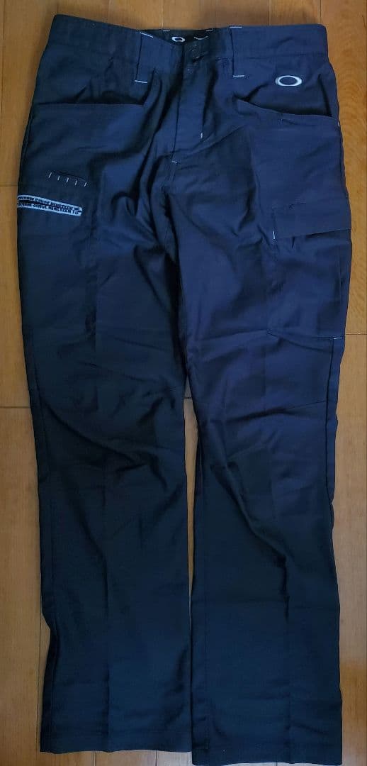 Oakley メンズパンツ 黒