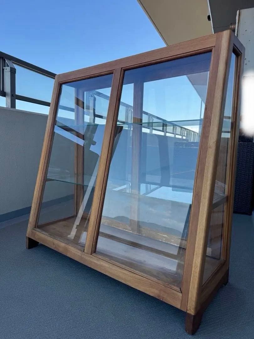 木製ガラスキャビネット　アンティーク　カフェ風