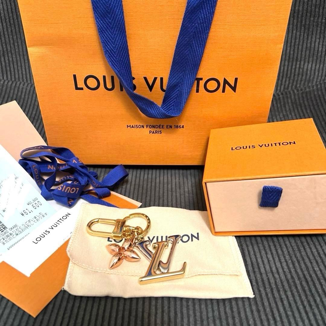 正規品ルイヴィトンLOUIS VUITTON ニューウェーブキーホルダーチャーム