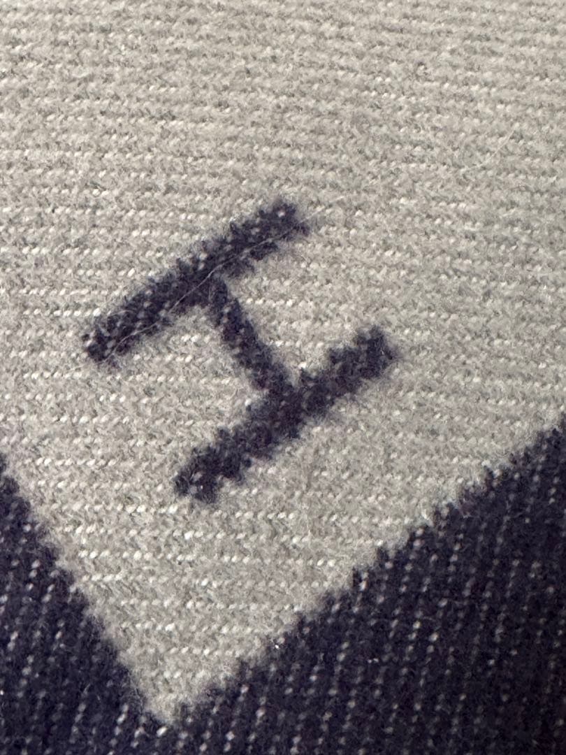 あ*ん様 ⭐️【全国送料無料】定価13万　HERMES エルメス　クッション　H