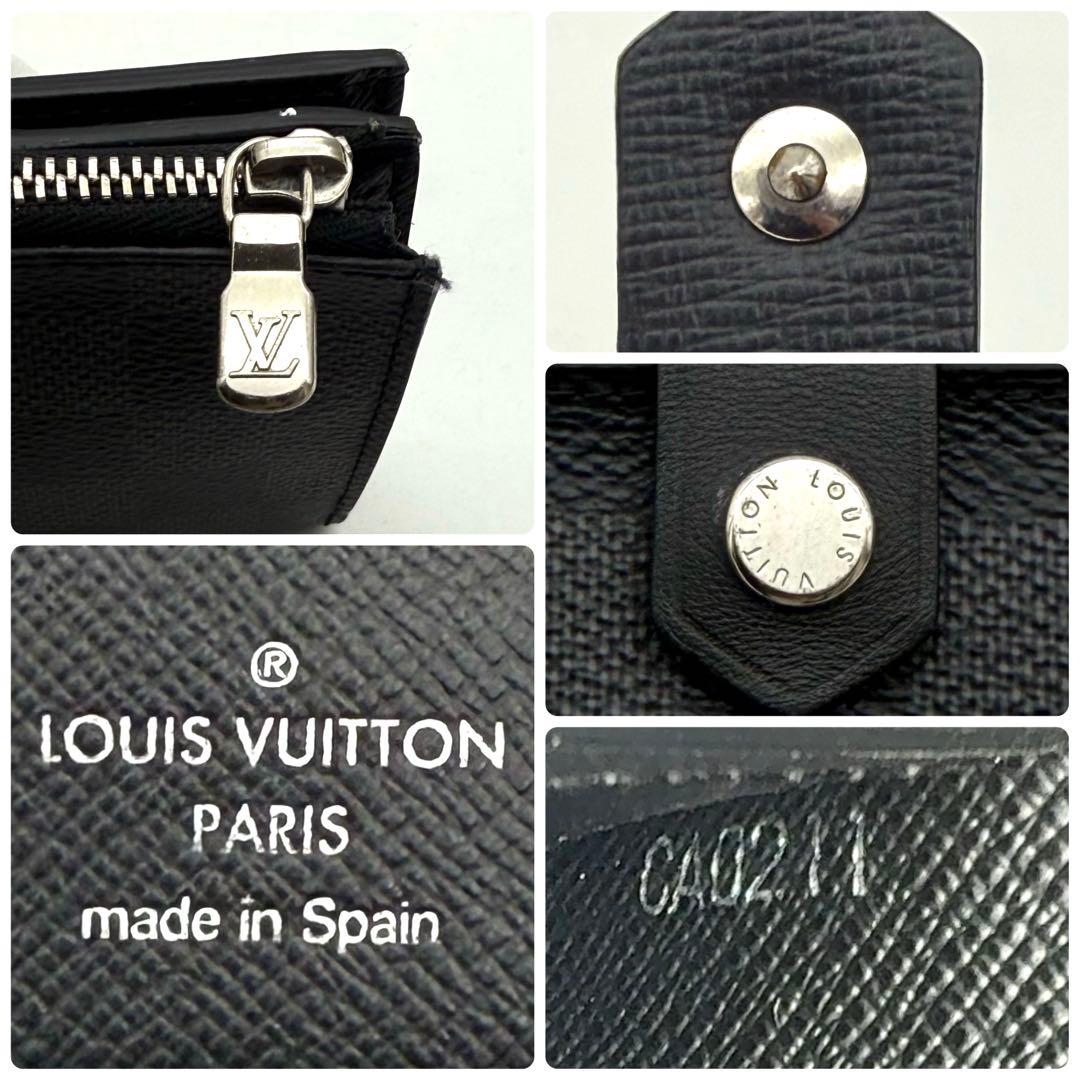 【新品近い】ルイヴィトン ダミエグラフィット ミュルティ ポルトカルト 折り財布