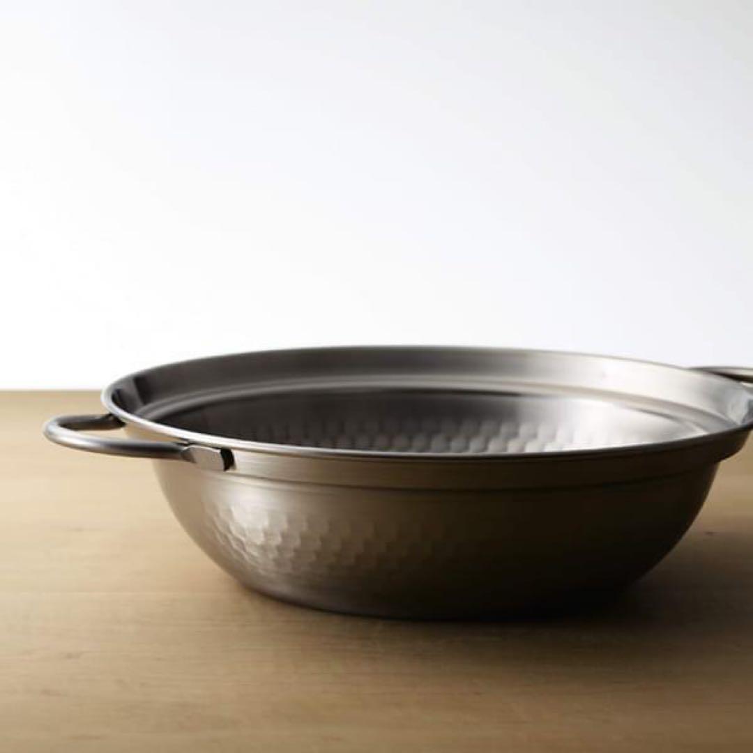 日本製　ステンレス　卓上鍋　24cm お玉　目皿付き 新潟県燕市