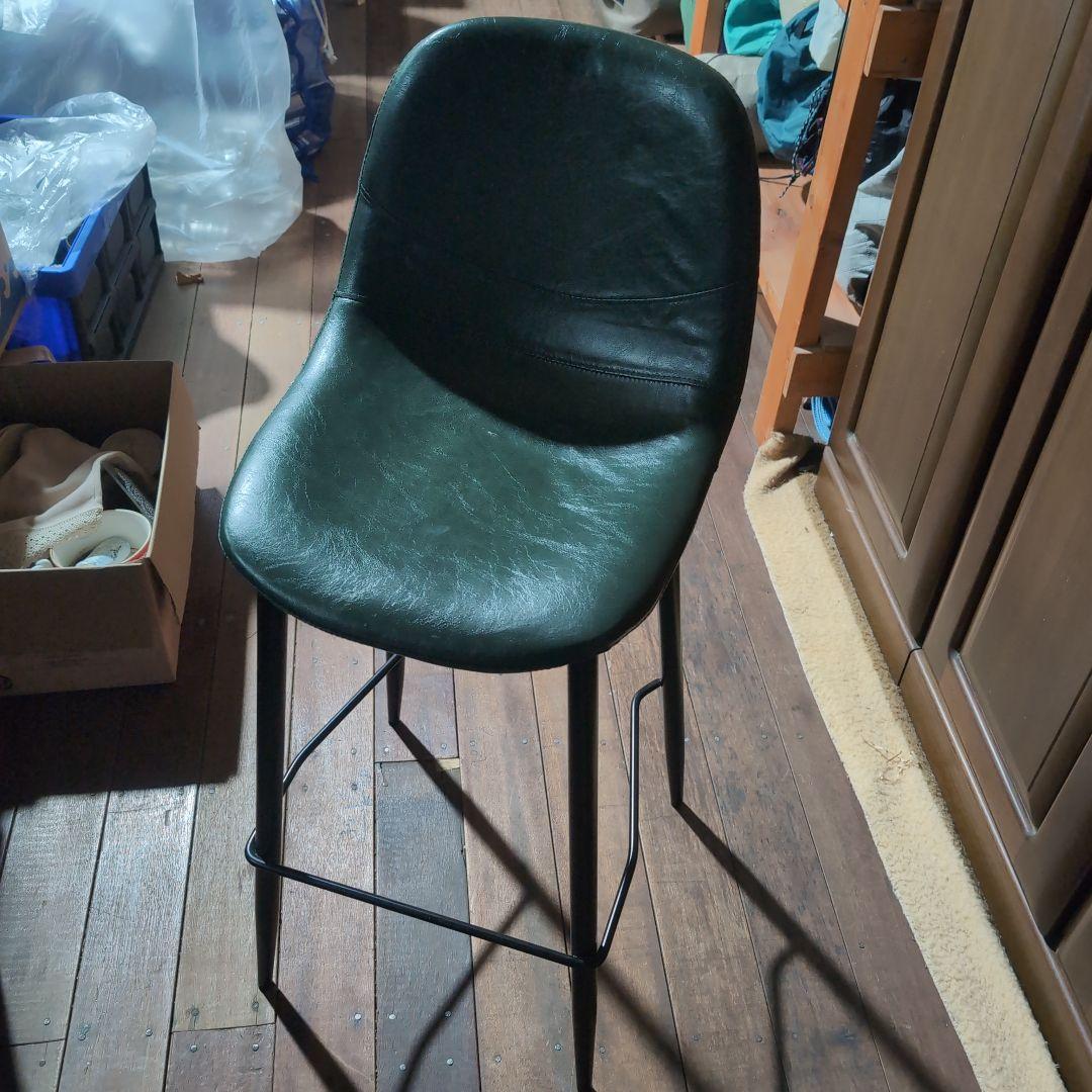 ダークグリーン レザー風 スタッキングチェア