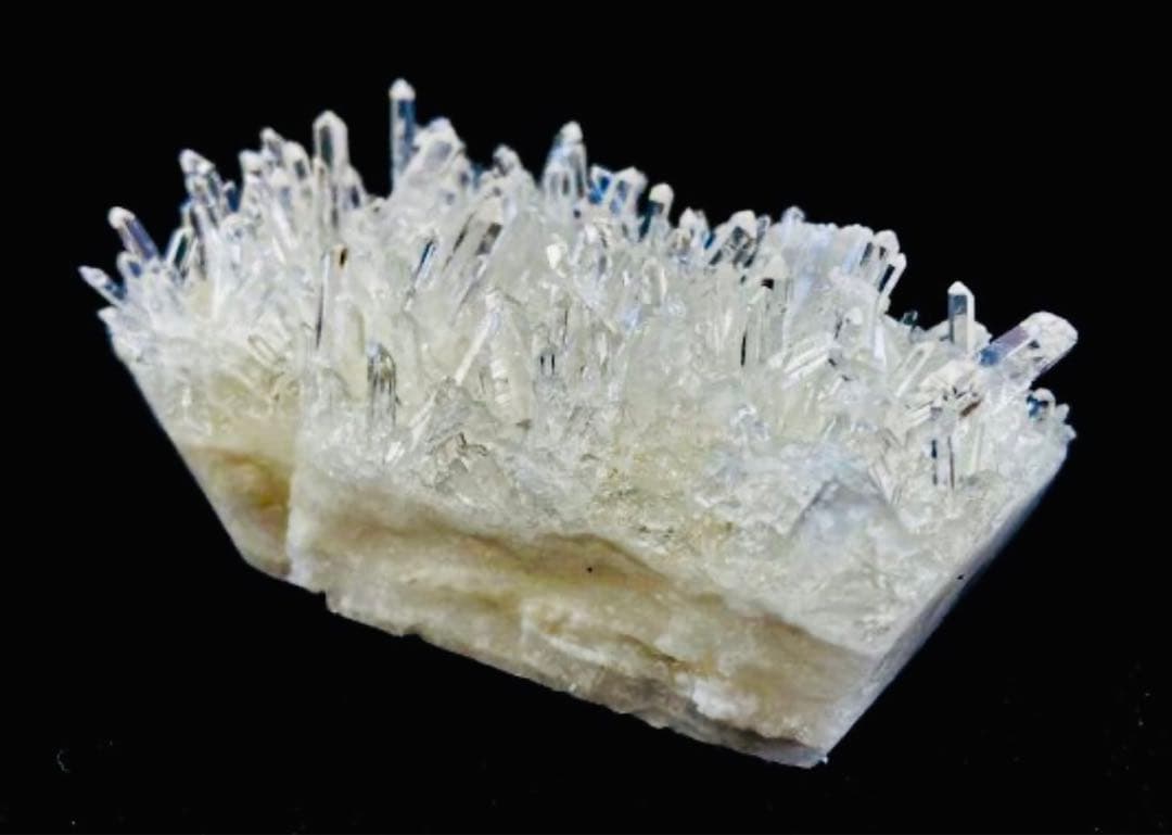 クリスタル　天然　水晶　クラスター　浄化　玄関　寝室　数珠　恋愛　魔除け　幸福