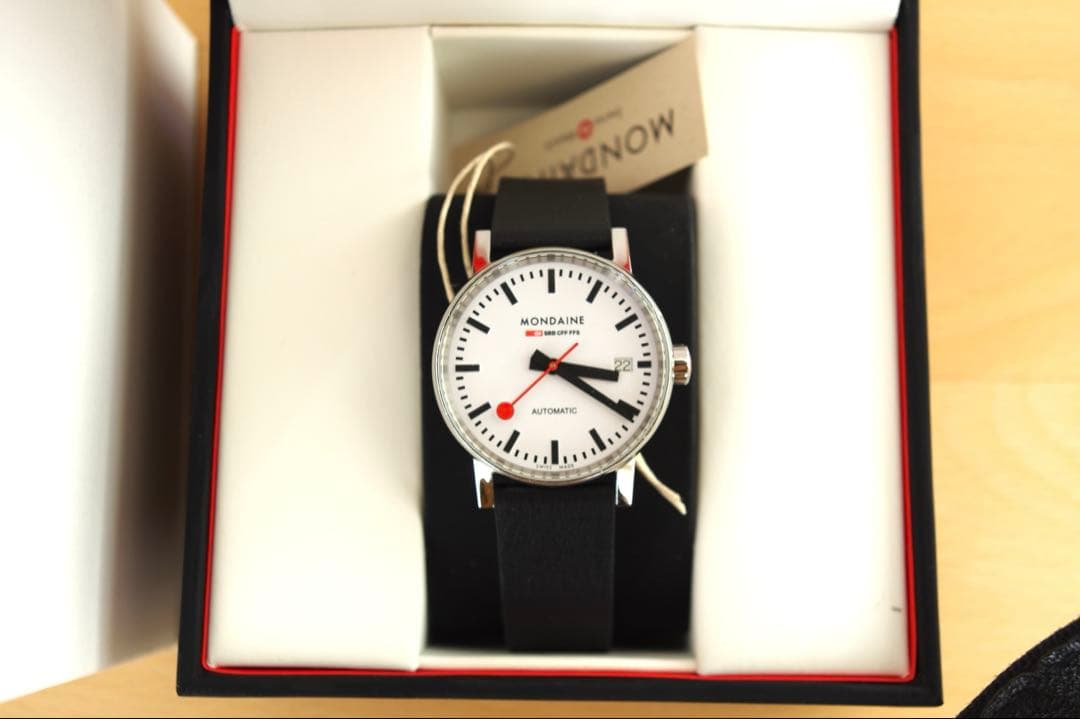 モンディーン　自動巻　evo2