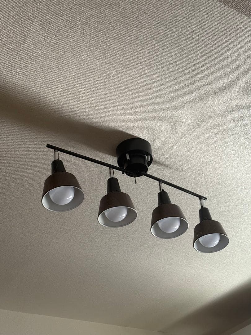 モダンシーリングライト 4灯 ブラウン/ブラック
