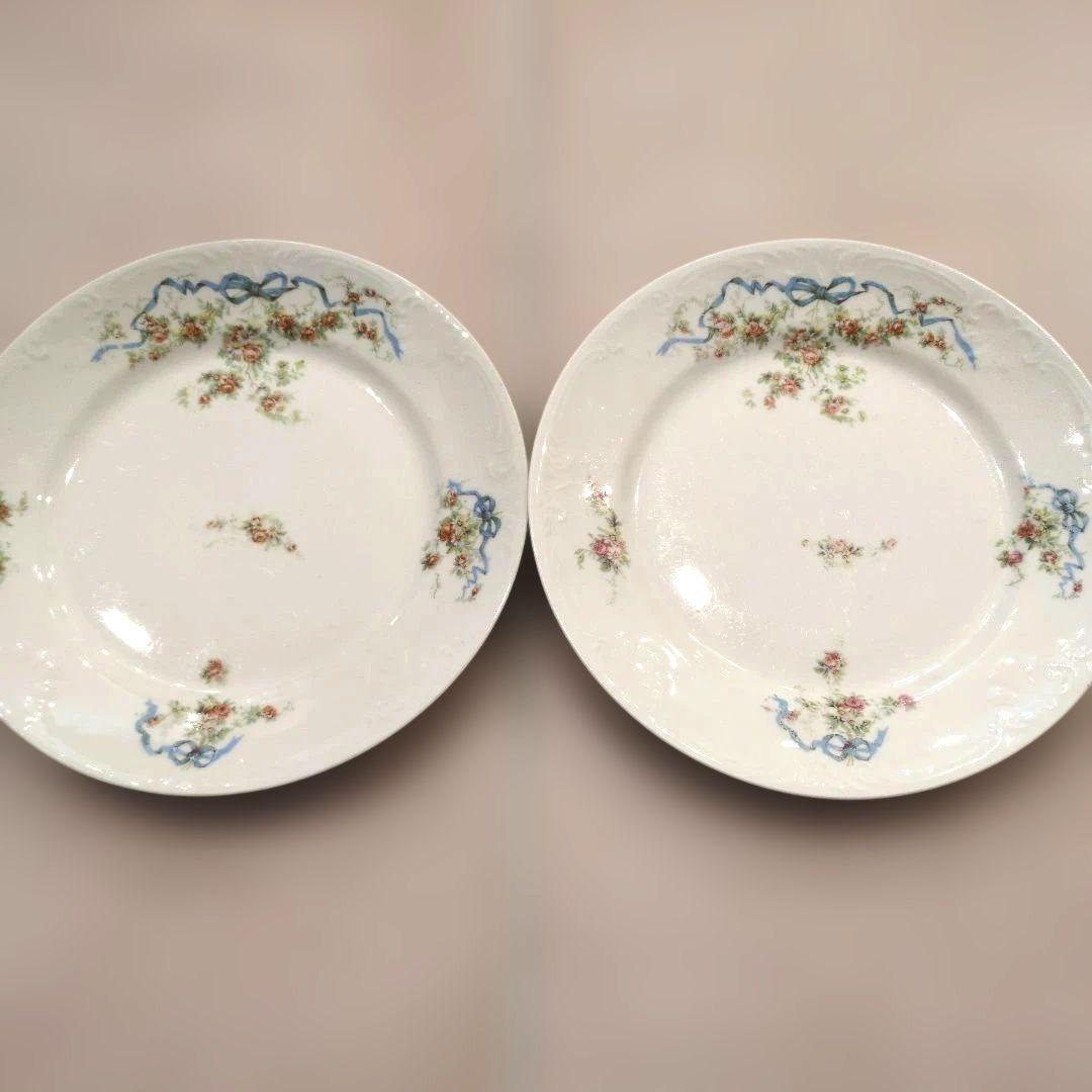ヴィクトリアン　花柄リボン装飾 ホワイトプレート 2枚セット
