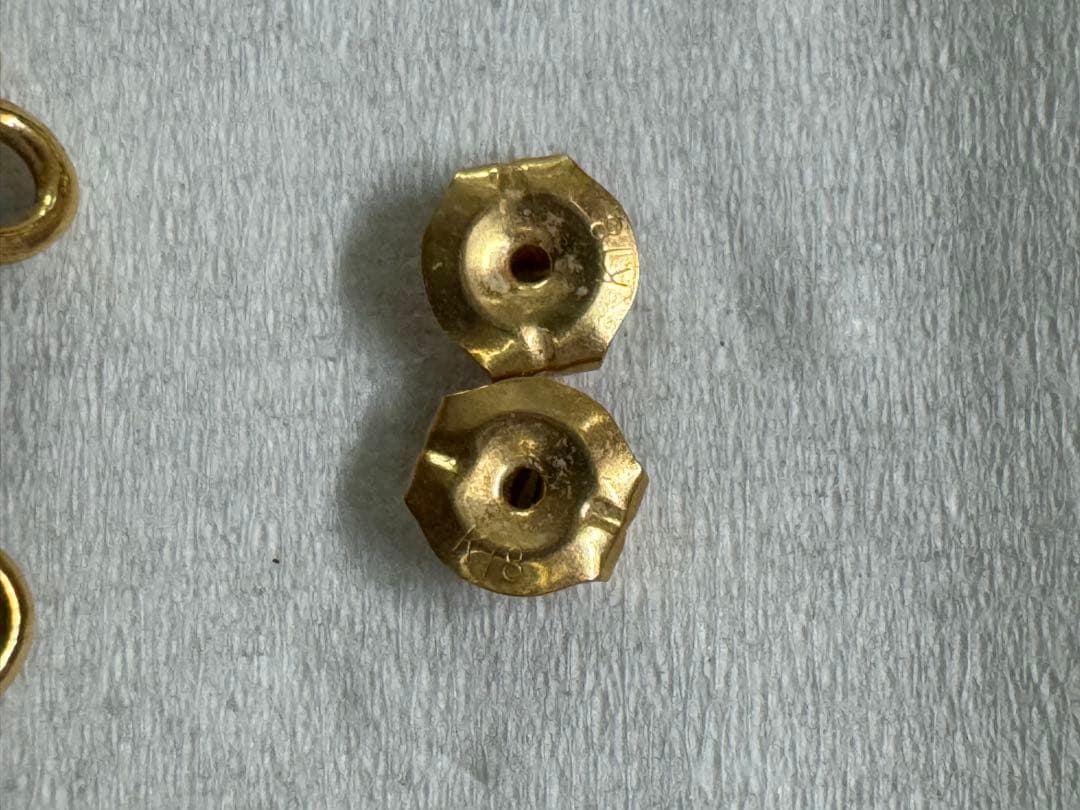 K18 ピアス　1.12g 貴金属　金　フラワー