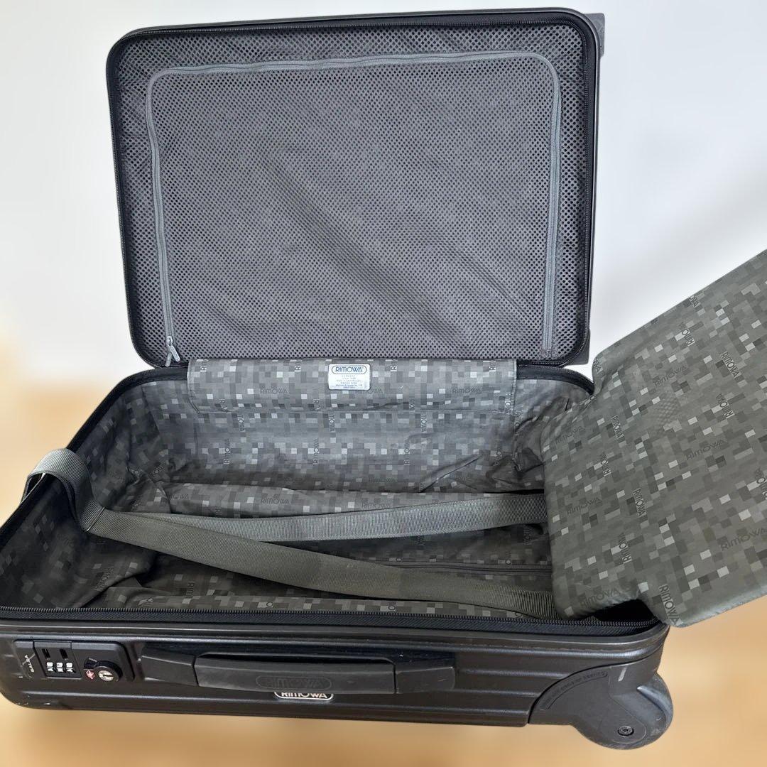 RIMOWA サルサ 33L 機内持ち込み可　2輪　マットブラック