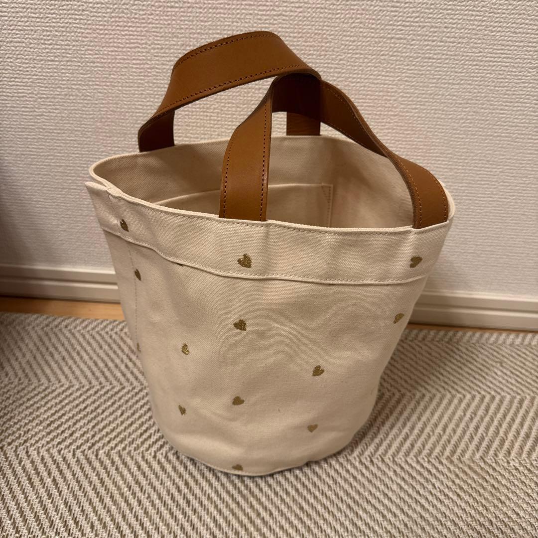 LUDLOW ハート刺繍キャンバストートバッグ　Lサイズ