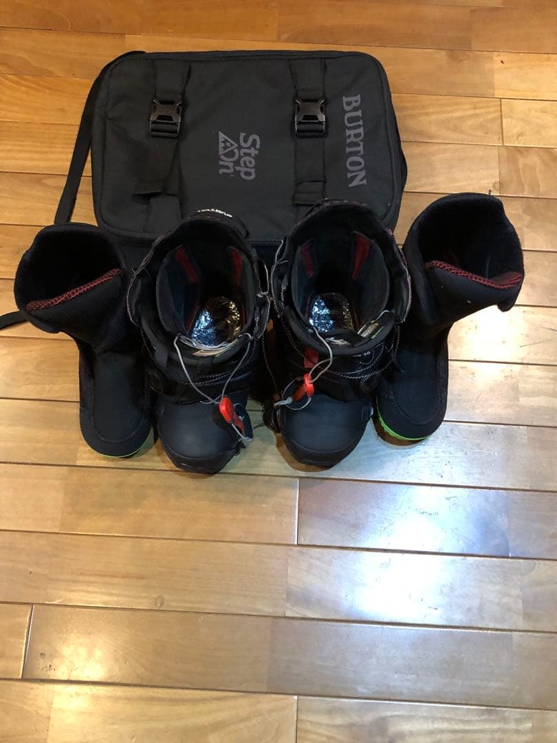 アイオンステップオン　US7 25cm