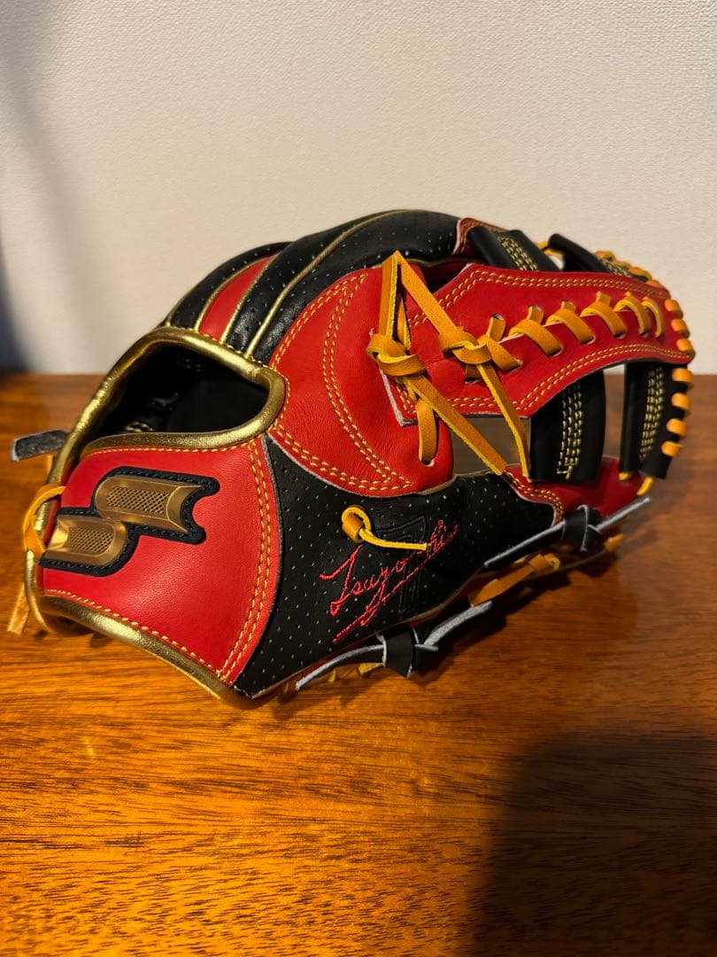 西岡　グローブ