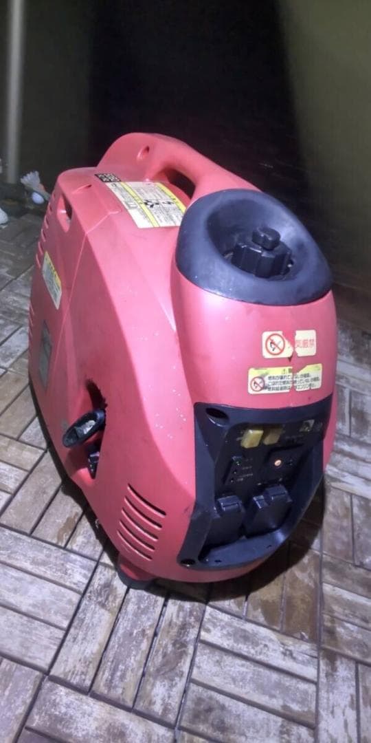 ASTRO PRODUCTSインバーター発電機G3000I 3.0KVA 傷あり