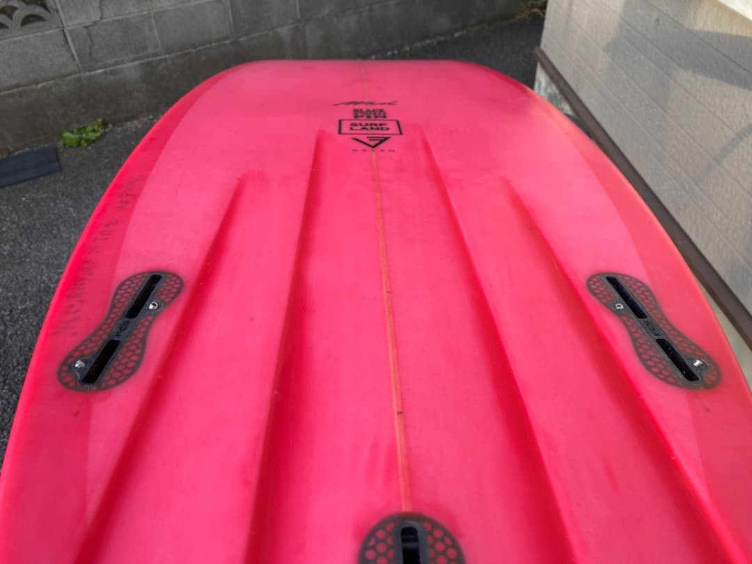 【yokko】MINDSURFBOARD / BLACK TWIN PIN