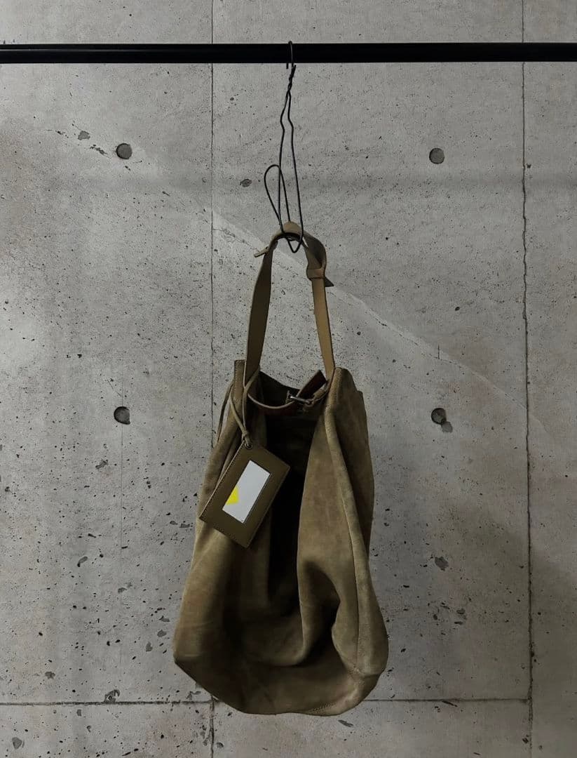 バッグ A/W2010 balenciaga suede drop bucket