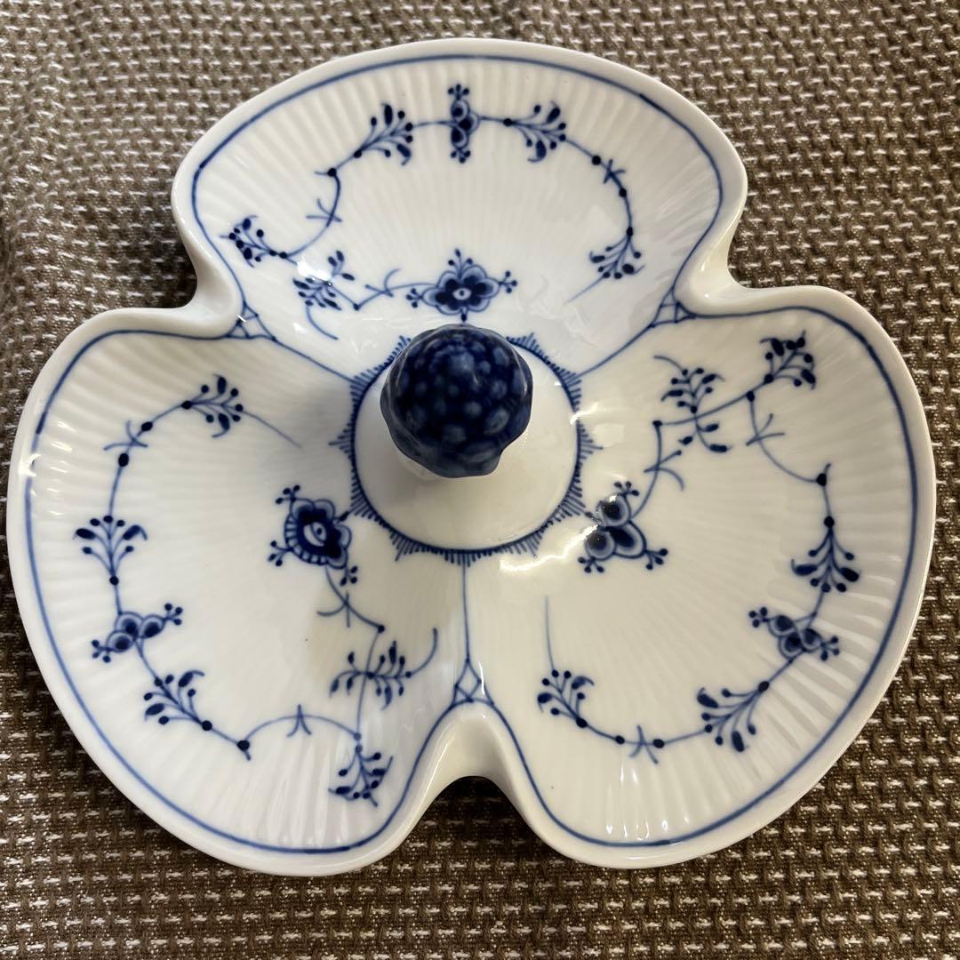 ロイヤルコペンハーゲン ブルーフルーテッドプレイン クローバーディッシュ