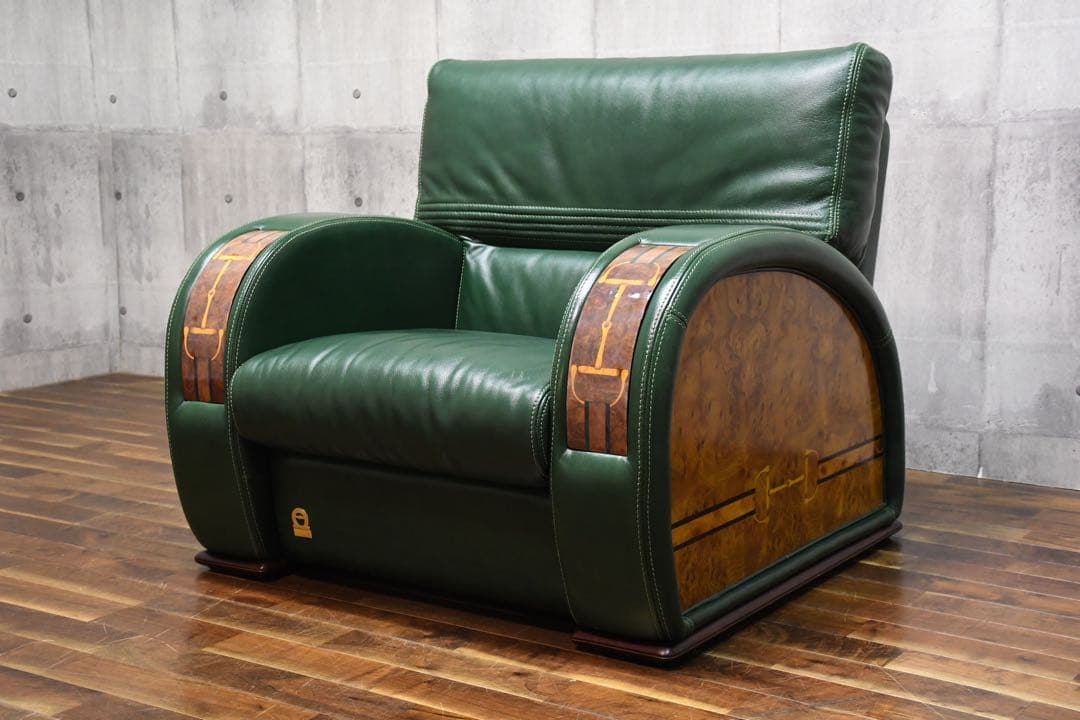 DCC12 フォルミタリア パオロ グッチ 象嵌細工　レザー　1人掛けソファ