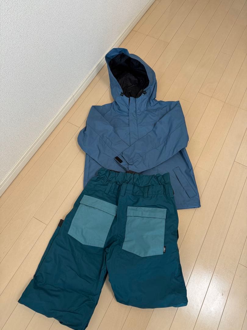 ii × GREENCLOTHING キッズ用　スノーボードウェア 上下セット