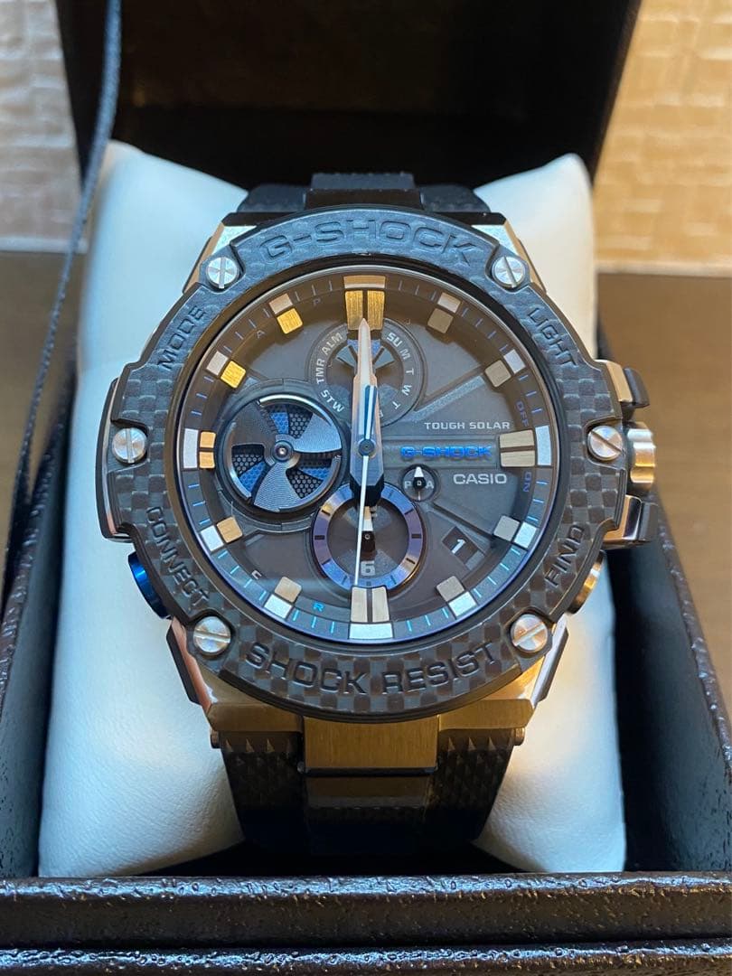 【箱付き極美品/レア】G-SHOCK GST-B100X-1AJF 海外セレブ