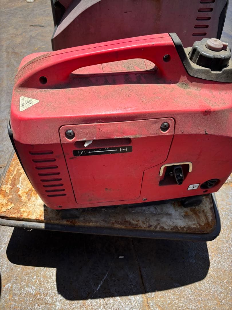 ワイビーエー ポータブル発電機 100v SF-1000F ジャンク品