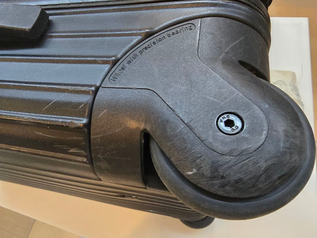 リモワ RIMOWA サルサ スーツケース 33L 833.52 マットブラック