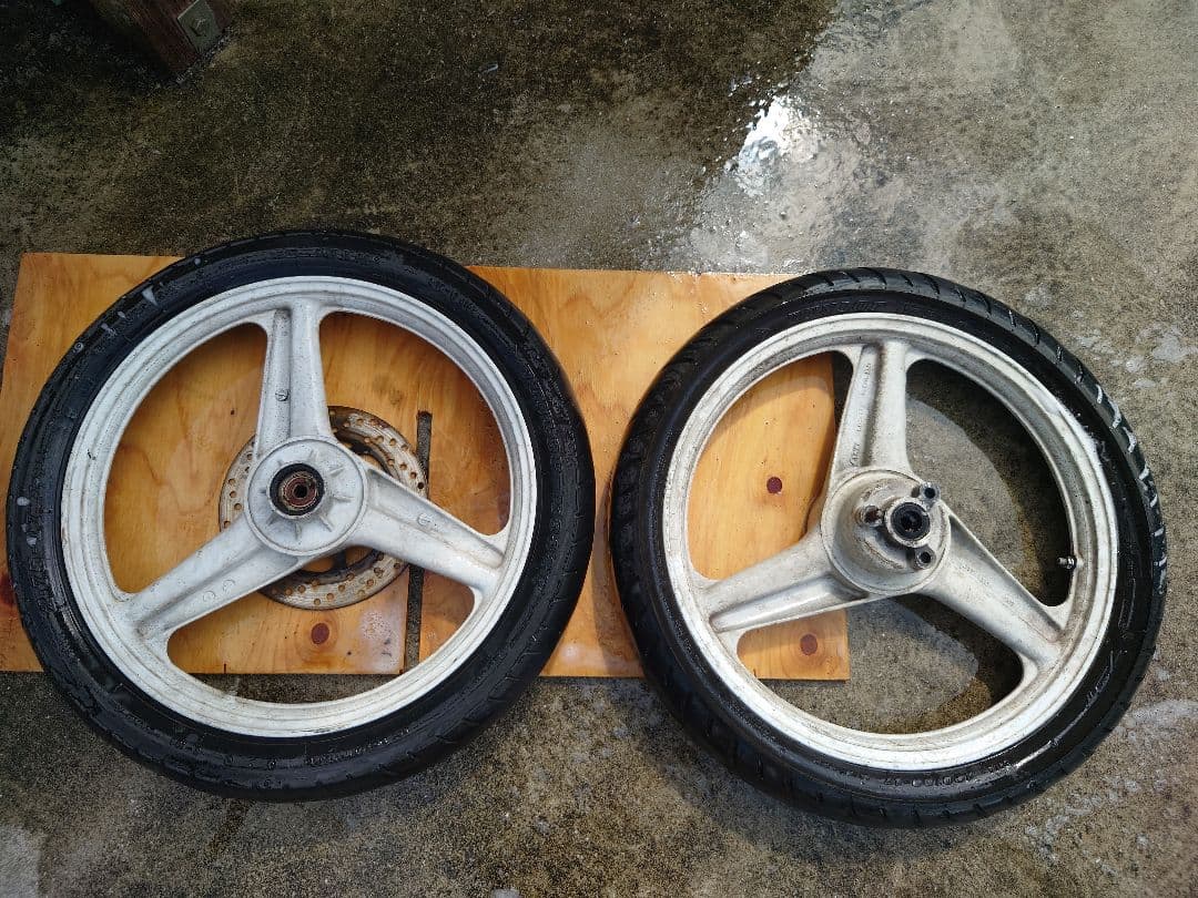 HONDA ホンダ NS50f 前後ホイール タイヤ付き