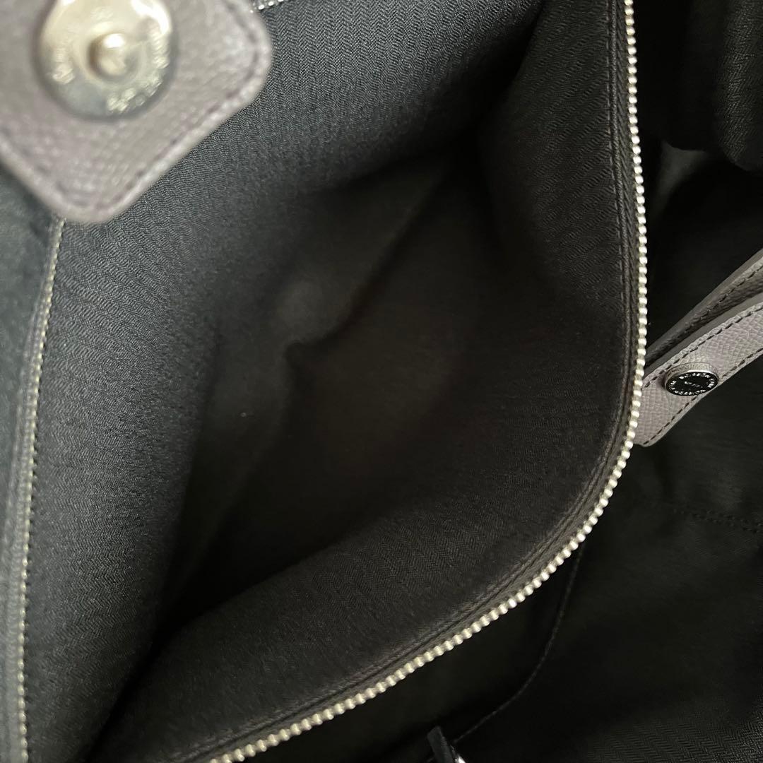 美品✨ ペッレモルビダ　トートバッグ　コローレ　レザー　グレー　A4収納可能