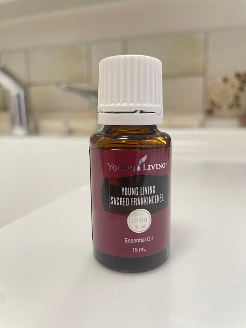 新品ヤングリヴィング　セイクリッドフランキンセンス15ml