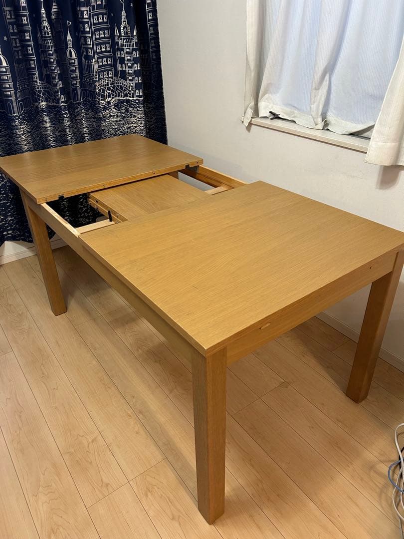 IKEA ナチュラルウッド 伸縮ダイニングテーブル