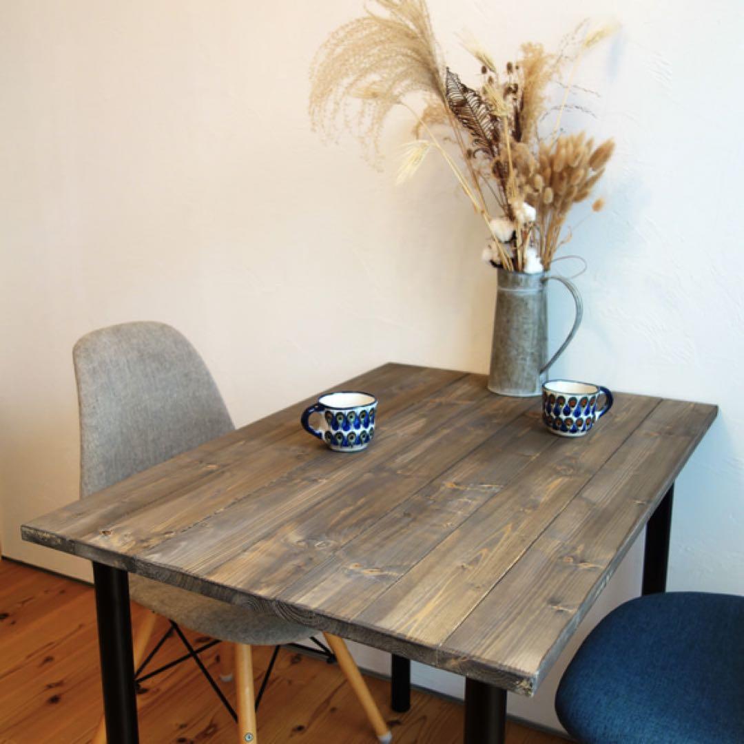 2/3まで！無垢材のダイニングテーブル【ハンドメイド家具】