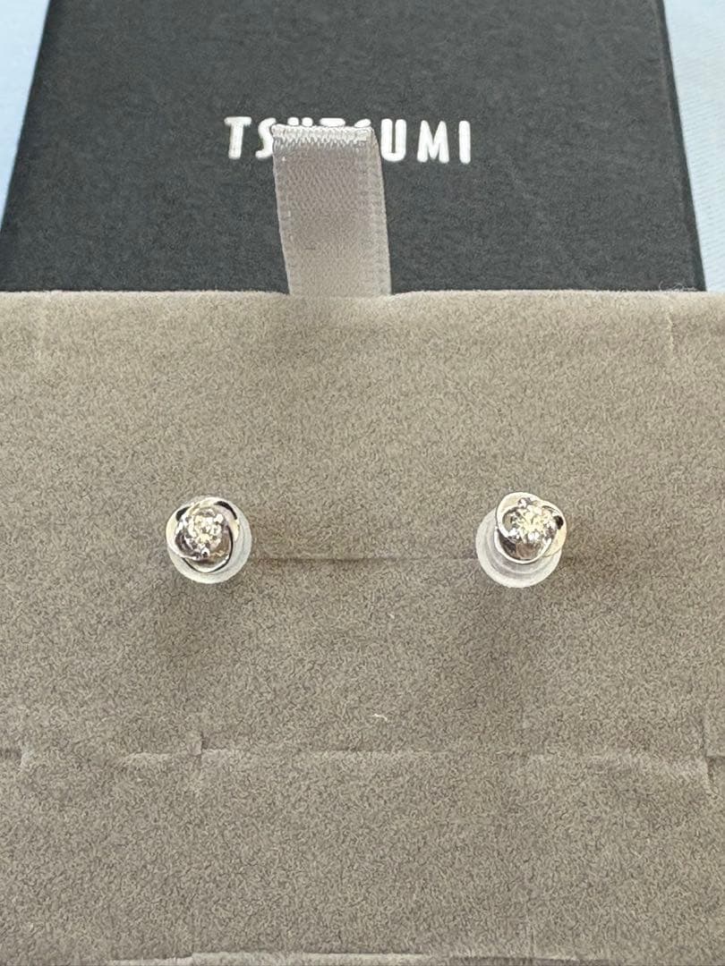 Pt900ダイヤモンドピアス一粒ローズ ツツミ