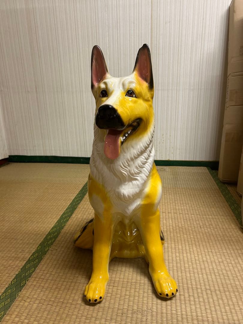シェパード　陶器　置き物　新品　 メルカリ祭