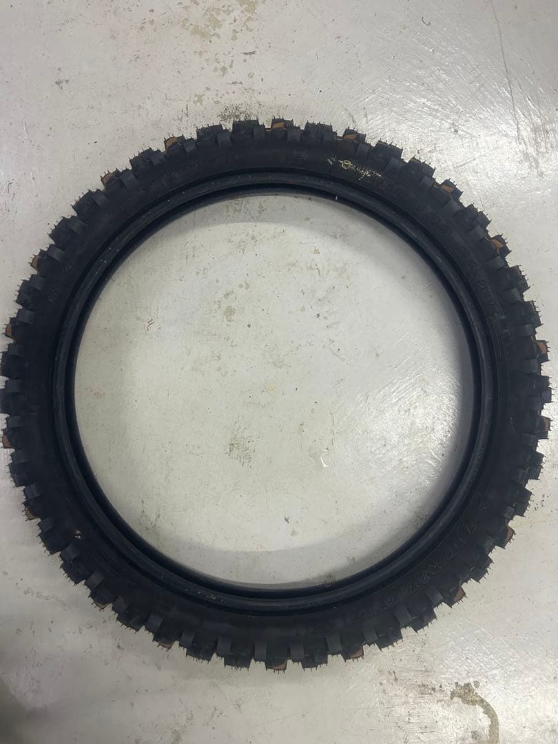 ダンロップ　モトクロスエンデューロタイヤ　MX33 前後セット