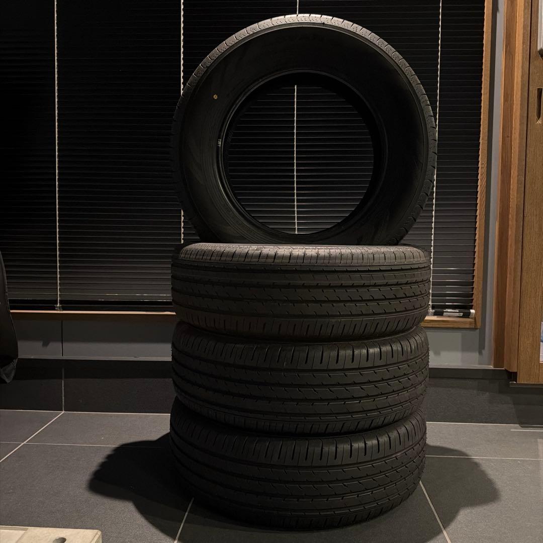 らっくん① 2025年製　225/65R17 ヨコハマ　アドバンV03